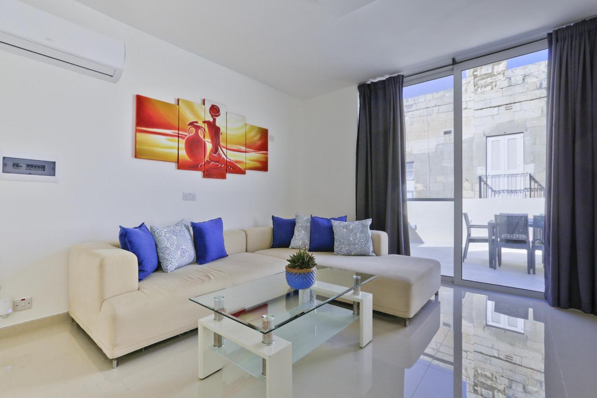 Exquisite 3-Bedroom Duplex Penthouse With Jacuzzi In Valletta Centre Eksteriør bilde
